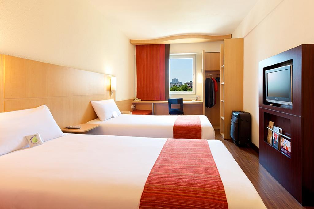 Ibis Ningbo Qianhu Plaza Hotel Eksteriør billede