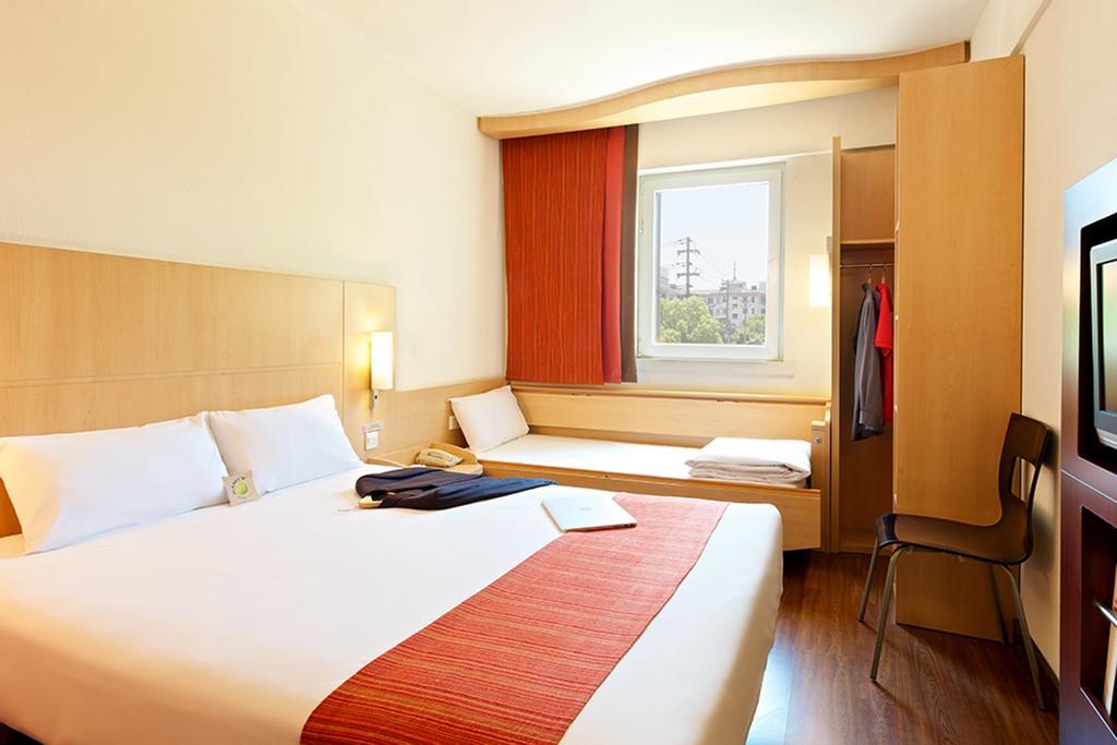 Ibis Ningbo Qianhu Plaza Hotel Eksteriør billede
