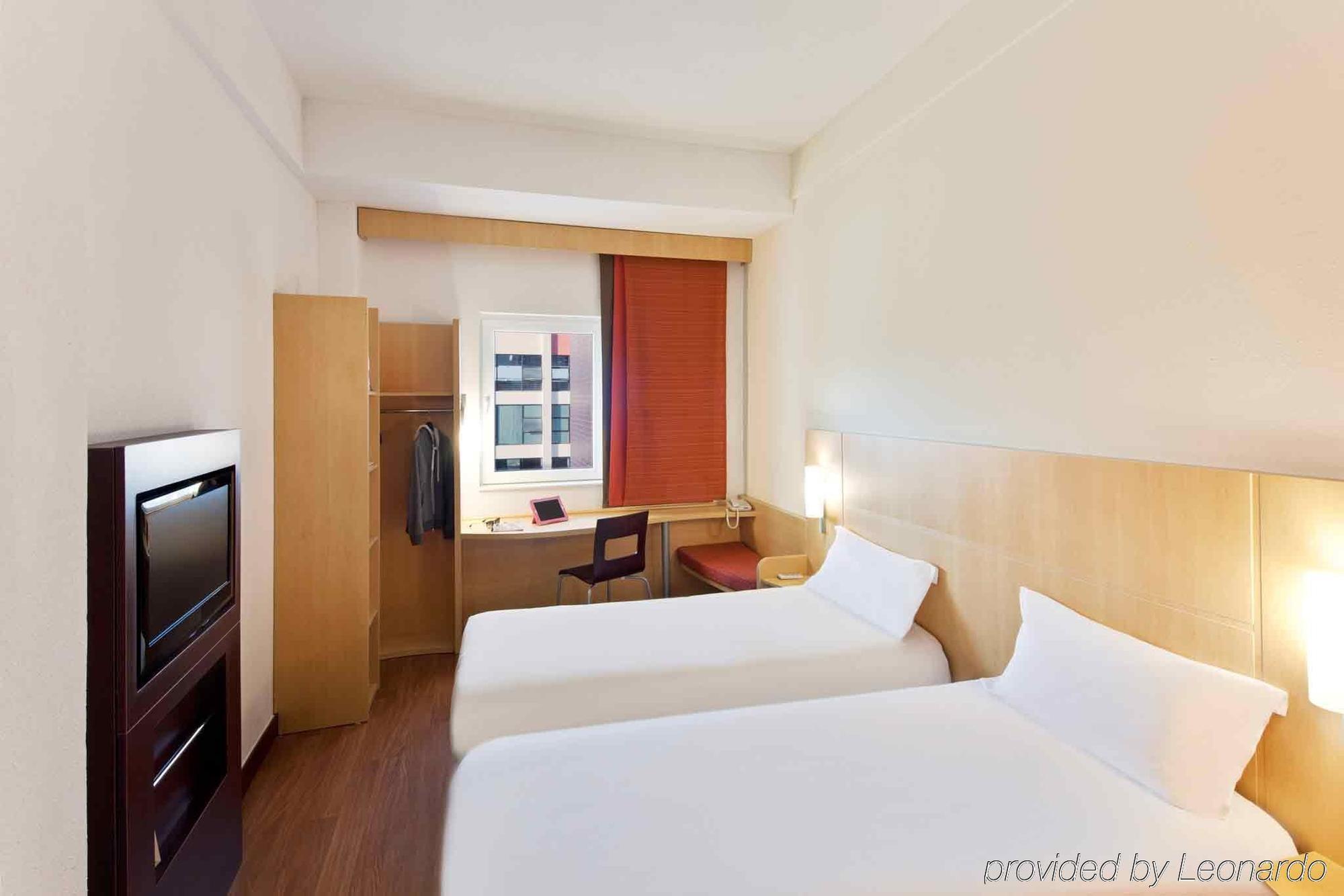 Ibis Ningbo Qianhu Plaza Hotel Eksteriør billede